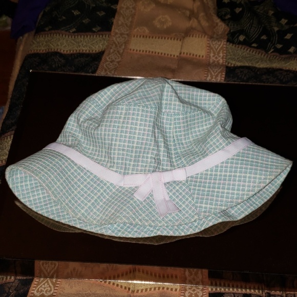 Ladies hat - Picture 5 of 5